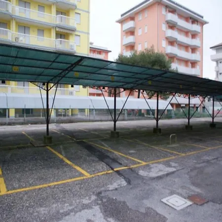 Seafront With Terrace And Parking * Bibione
